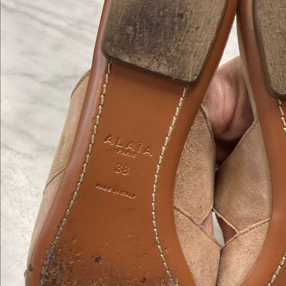 Alaia La Bombe Suede Flats size 38 in Nude - Picture 6 of 12